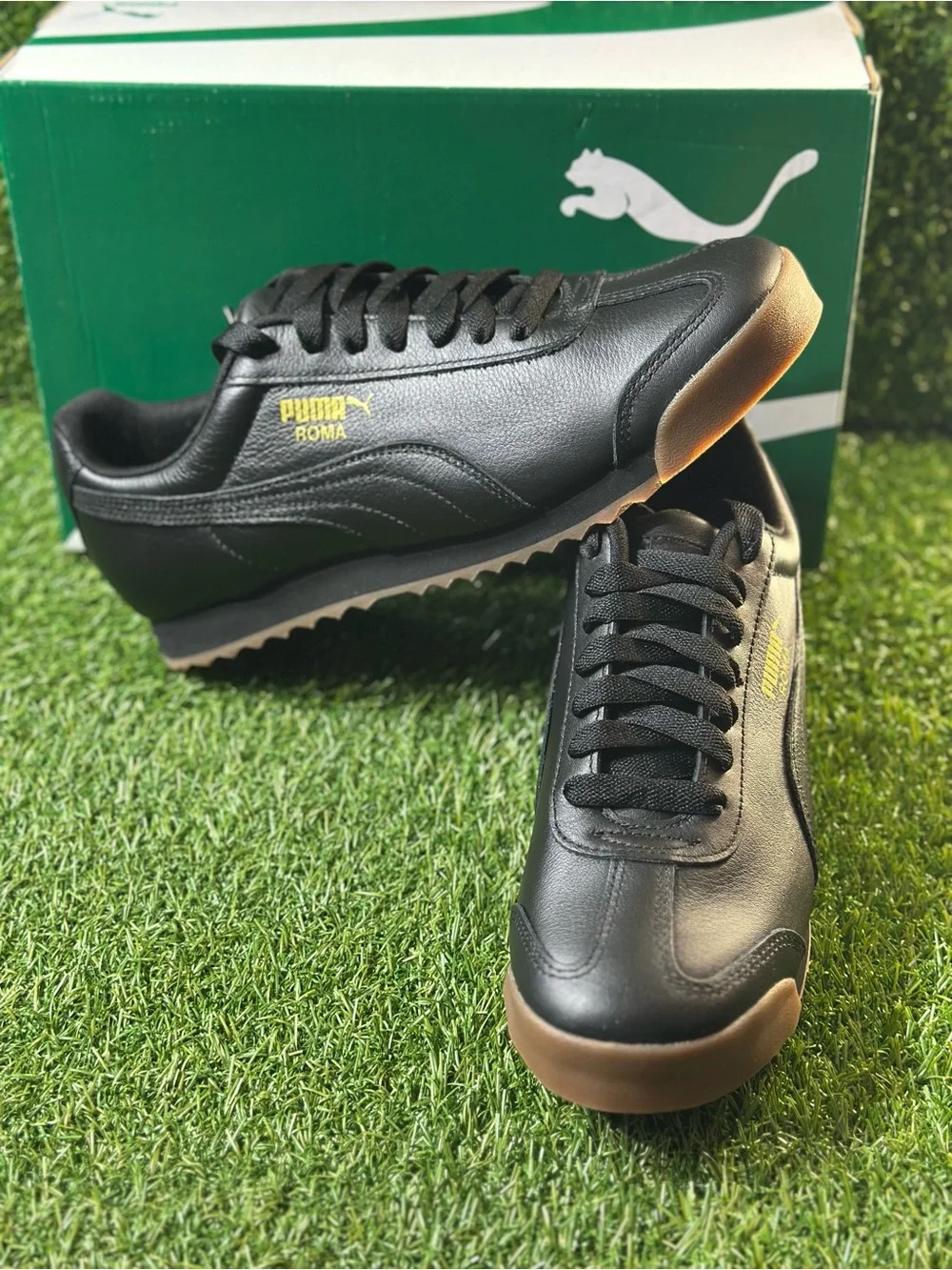 PUMA ROMA CLASSIC GUM LEATHER, SIZES 10.5 AND 11.5 MENS, BLACK/ TEAM GOLD , NEW